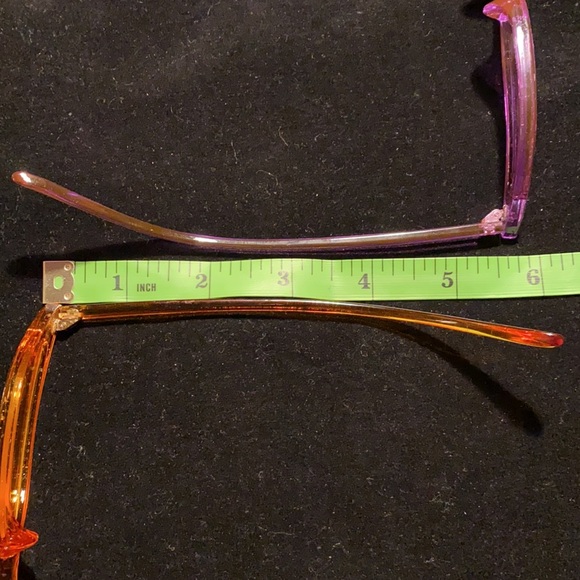 Two pair of cats eye glasses - Picture 7 of 7